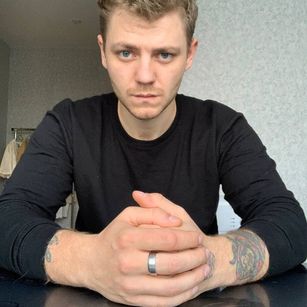 Model - DanWilson humiliation