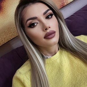 Model - SophieAnn_ bigboobs