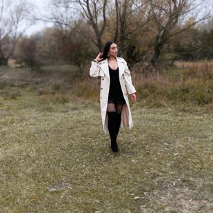 Model - PandoraaXXX brunette