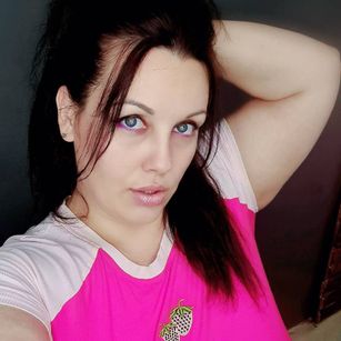 Model - Bubble Emma BBW