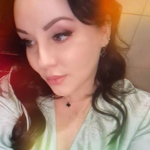 Model - Bubble Emma hairypussy