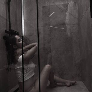 Model - Murain_Heart naked