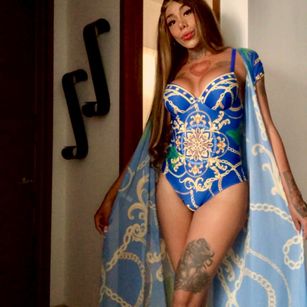 Model - danielaporno dildos