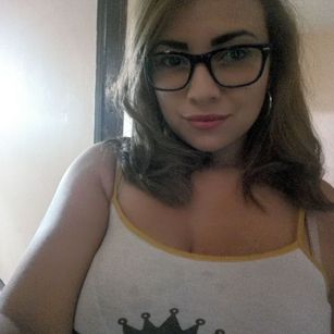 Model - melyssa collyns  1