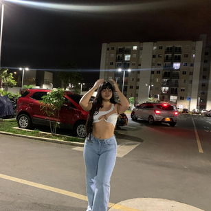 Model - zendaya dildos