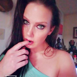 Model - Miss Jess 10