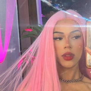 Model - Violet Myers sissy