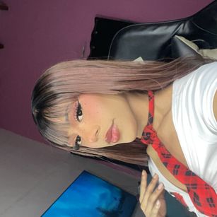 Model - Violet Myers sweety