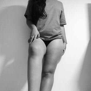 Model - Iris Moira teen