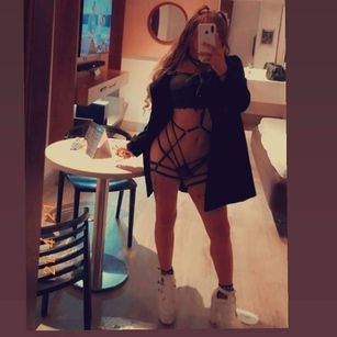 Model - Blondy Hot anal