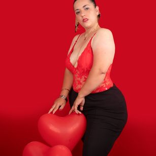 Model - Pamela mistress