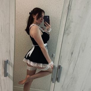 Model - Feral berry bigtits