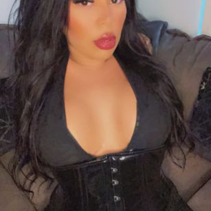 Model - Mean_Goddess_UK CBT