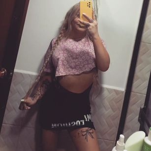 Model - Blondy Hot tranny