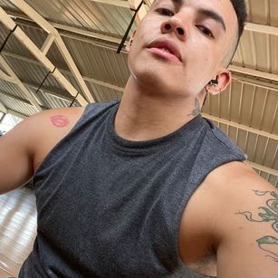 Model - Sabrina_Steel anal