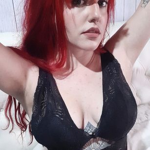 Model - Daphne Blake sexy