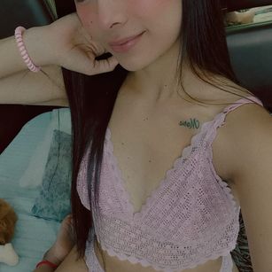 Model - NicoleEsposito anal