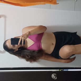 Model - Sofia Gomez deepthroat