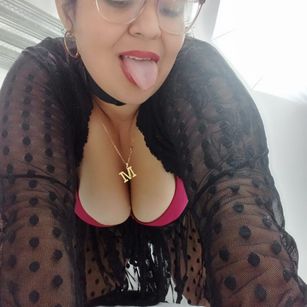 Model - kate-ortega cum