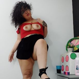 Model - kate-ortega machinelove