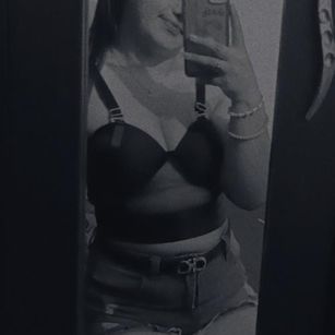 Model - sarita fetichedepies