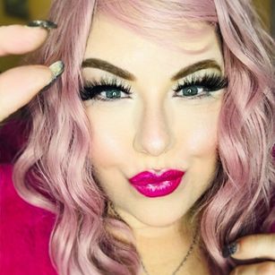 Model - Platinum Puzzy FemDom Goddess BBW