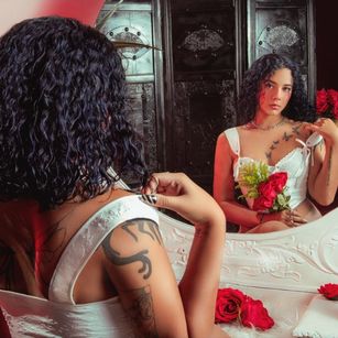 Model - Francys Tiamo femdom