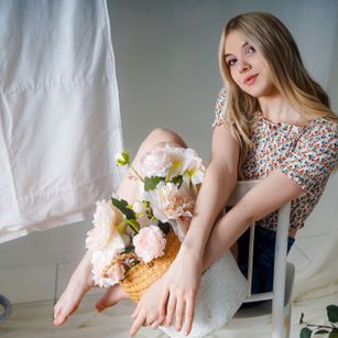 Model - KathlynLovely slave