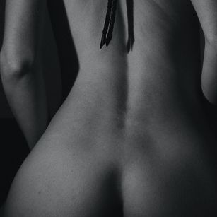 Model - Beba Han blowjob