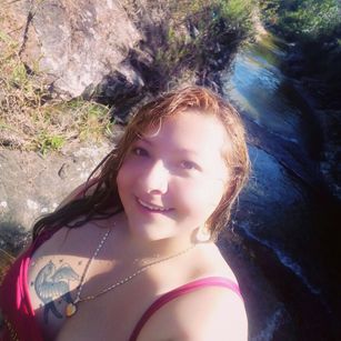 Model - Squirtpausex playful