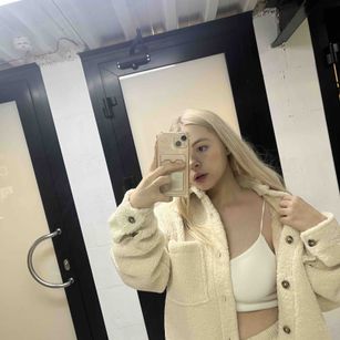 Model - Madison Meow bigtits