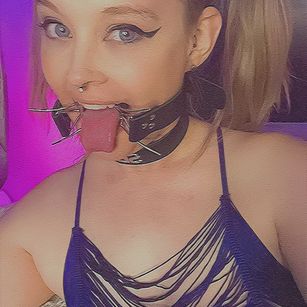 Model - Ellie Fuchs young