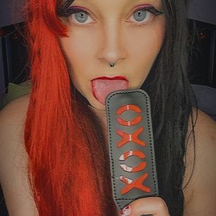 Model - Ellie Fuchs tattoos