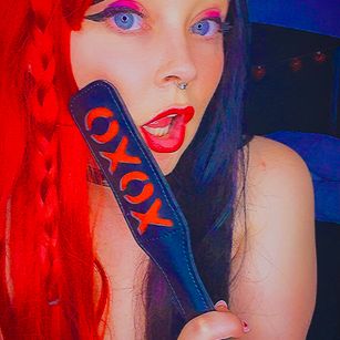 Model - Ellie Fuchs footfetish