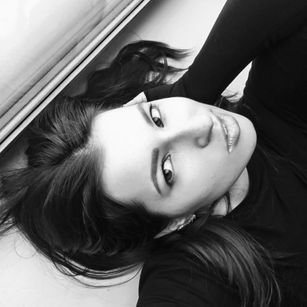 Model - Penelope pantyhose