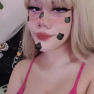 Model - Ally pufflynipples