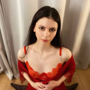 Model - BubblexGirl girlfriend