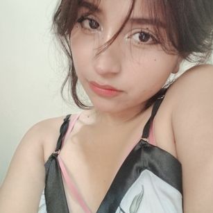 Model - Daphne Evans LOVENSE