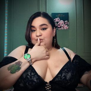 Model - Tiffany Laurens sph