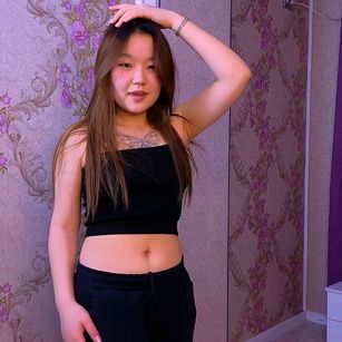 Model - AmeliaKemp 18