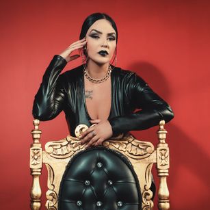 Model - dannaweil chastity