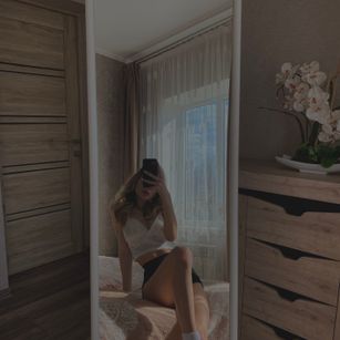 Model - SweetBoobs ass