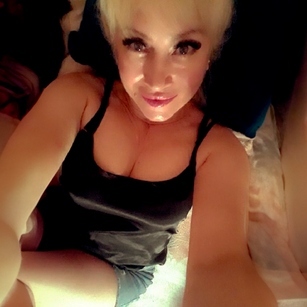 Model - JessieFresh dirtytalk