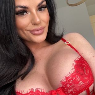 Model - Naughty_Slut_Ana_xx British