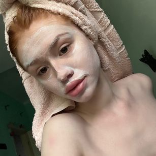 Model - Milka redhair