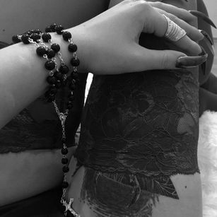 Model - Miss Amarantha strapon