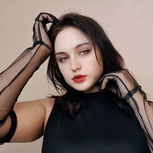 Model - Mistress Kira sph