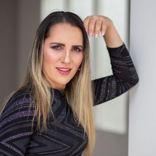 Model - Emily Lane ass