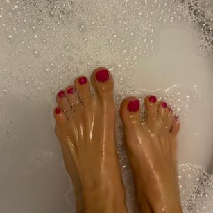 Model - The Therapist young