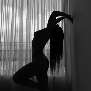 Model - Jazmin Myers joi